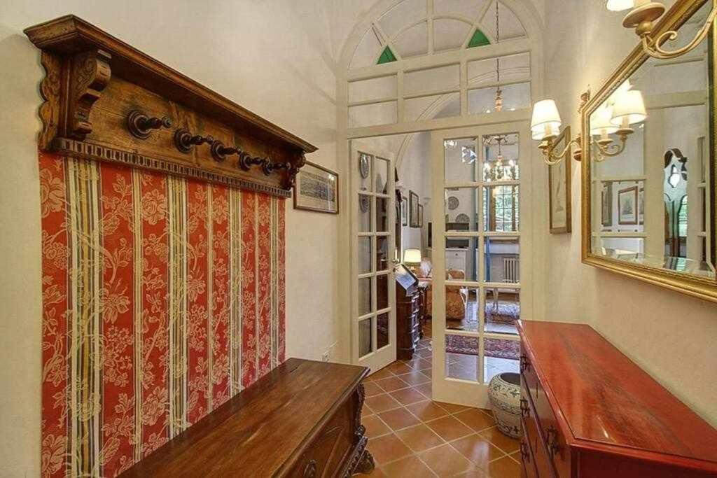 شقة Santa Croce Elegant With Garage فلورنس المظهر الخارجي الصورة