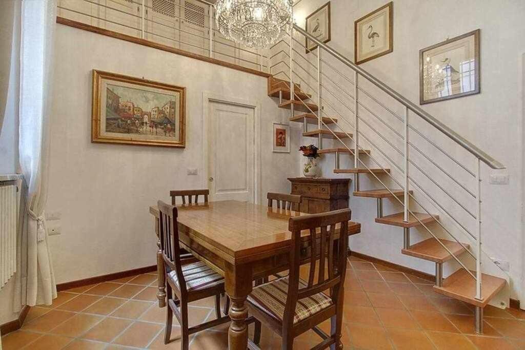 شقة Santa Croce Elegant With Garage فلورنس المظهر الخارجي الصورة