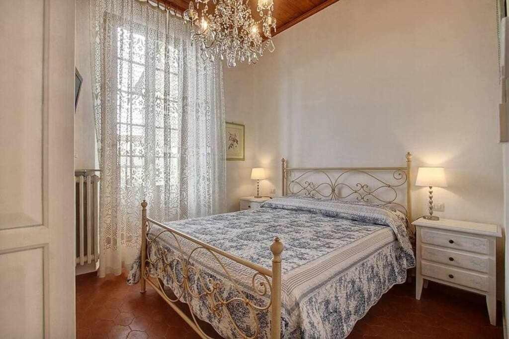 شقة Santa Croce Elegant With Garage فلورنس المظهر الخارجي الصورة