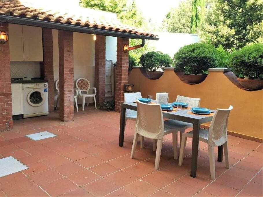 شقة Santa Croce Elegant With Garage فلورنس المظهر الخارجي الصورة
