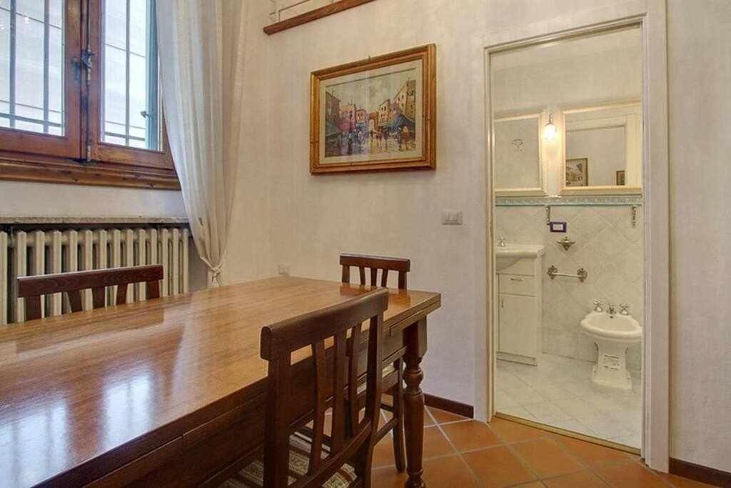 شقة Santa Croce Elegant With Garage فلورنس المظهر الخارجي الصورة